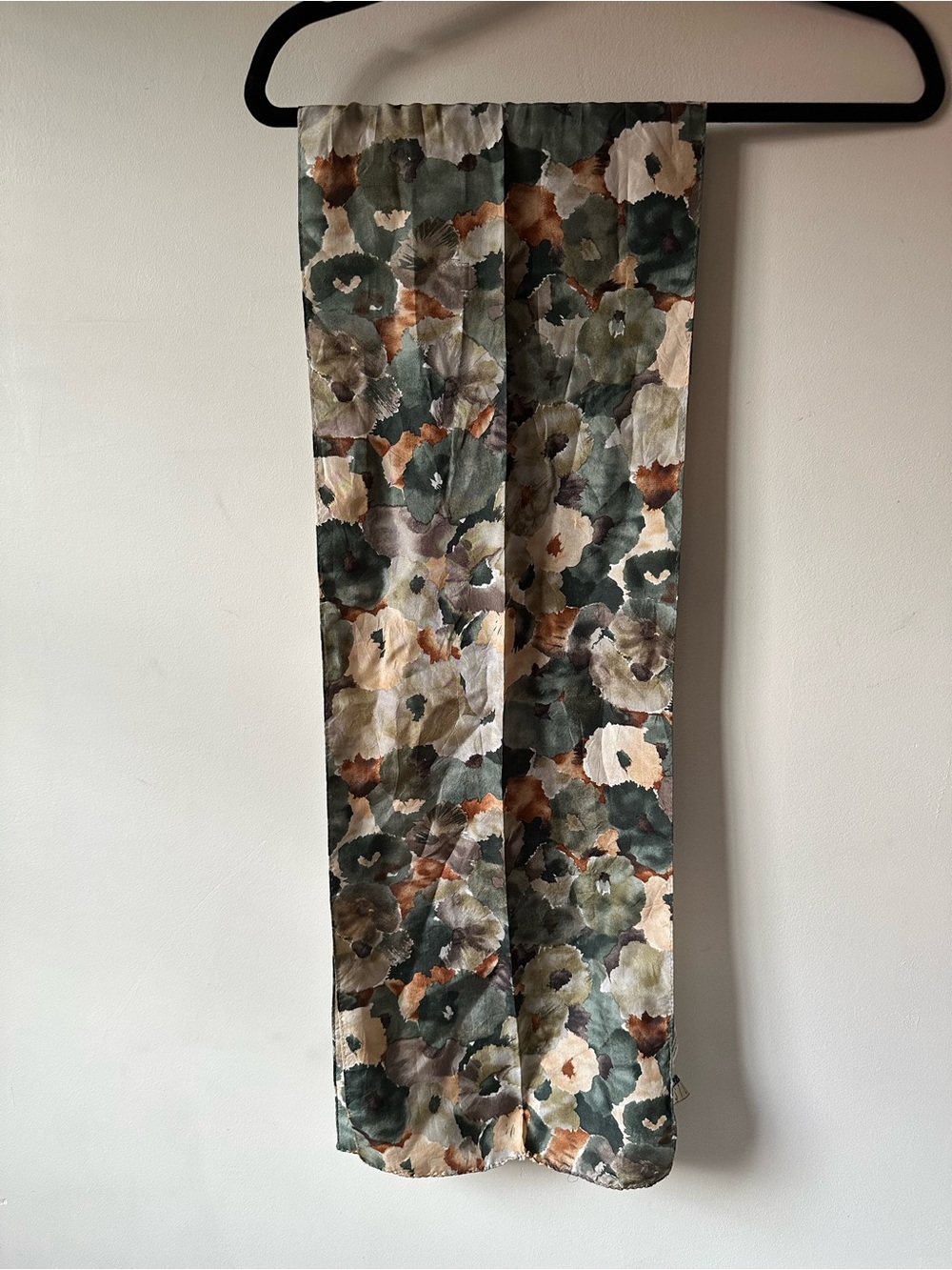 ✨5/$25 Silk Floral Watercolor Oblong Scarf